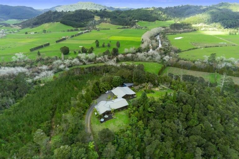 Photo of property in 184 Hikuai School Road, Hikuai, 3579