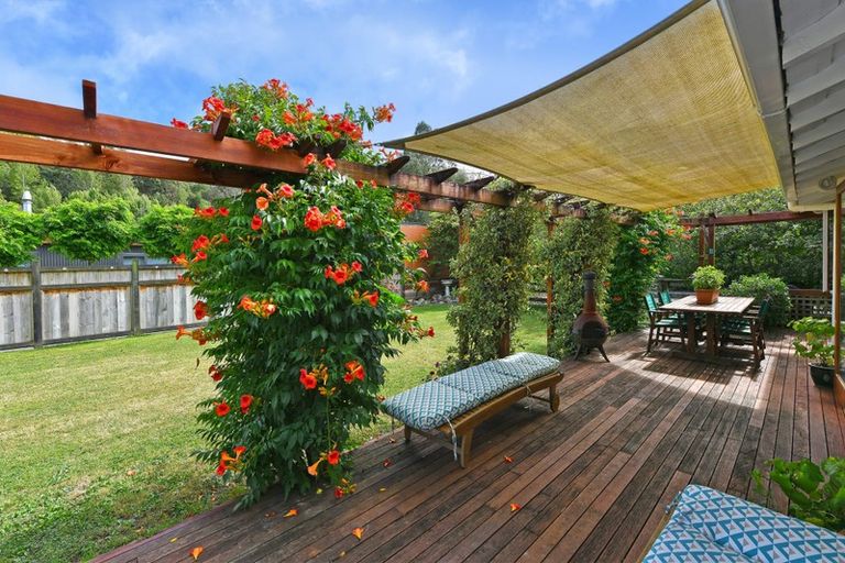 Photo of property in 361 Main Road North, Brown Owl, Upper Hutt, 5018