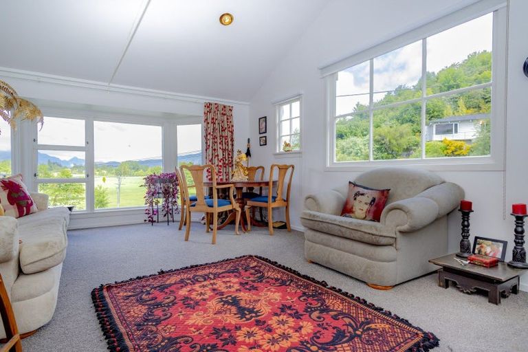 Photo of property in 37 Berkshire Street, Arrowtown, 9302