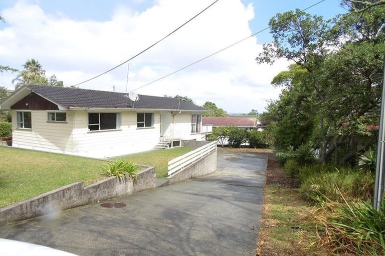 Photo of property in 372 East Coast Road, Sunnynook, Auckland, 0630