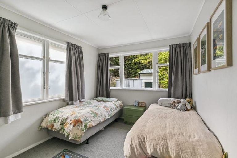 Photo of property in 285 Happy Valley Road, Owhiro Bay, Wellington, 6023