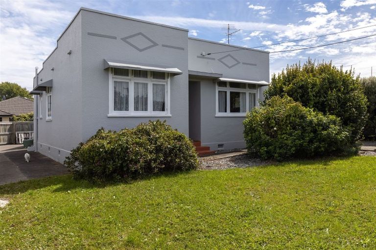 Photo of property in 66 Lee Street, Blenheim, 7201