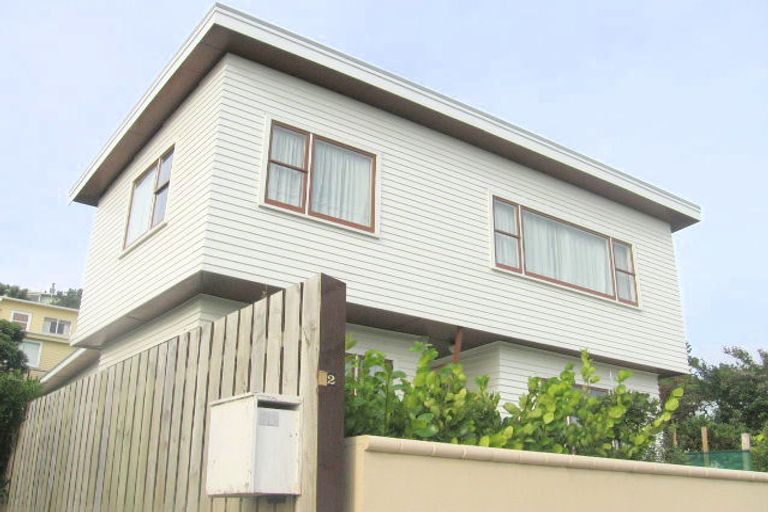 Photo of property in 90 Mana Esplanade, Paremata, Porirua, 5026