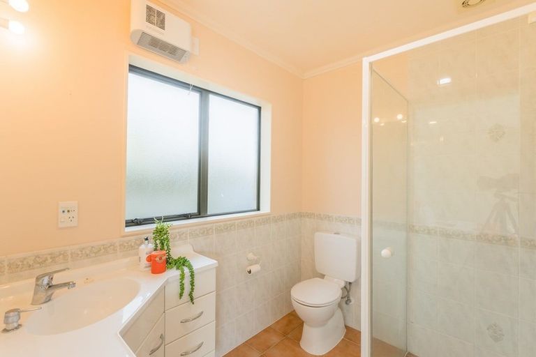 Photo of property in 9 Sylvan Avenue, Waikanae, 5036