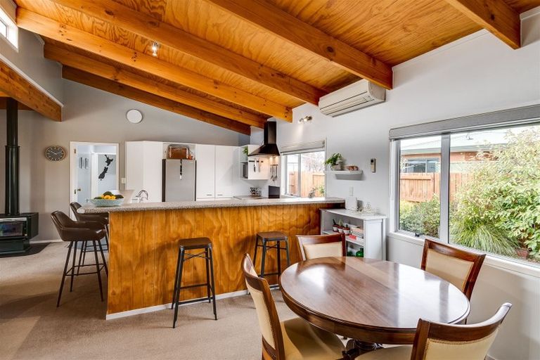 Photo of property in 1 Blundell Avenue, Waipukurau, 4200