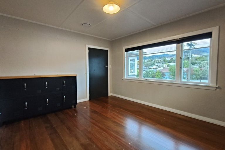 Photo of property in 76 Emano Street, Toi Toi, Nelson, 7010