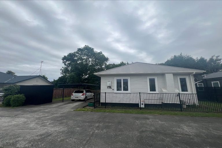 Photo of property in 75 Queen Street West, Levin, 5510