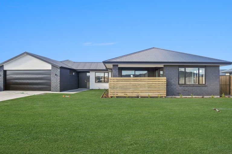 Photo of property in 15 Lanner Drive, Rolleston, 7615