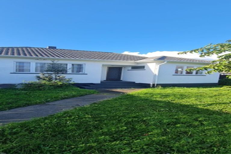 Photo of property in 1/5 Hill Road, Papatoetoe, Auckland, 2025