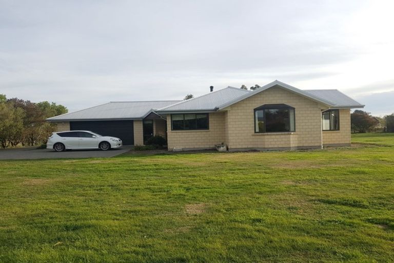Photo of property in 33 Waterbridge Way, Rolleston, 7614