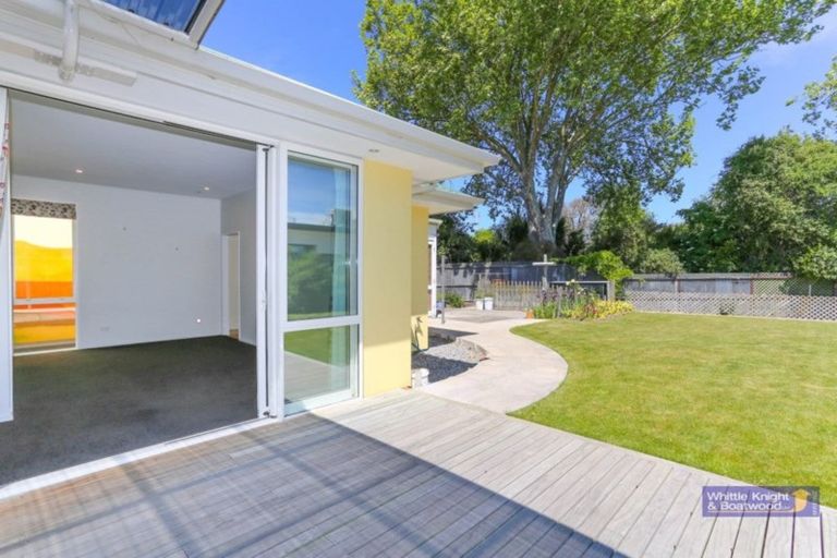 Photo of property in 131 Cranford Street, St Albans, Christchurch, 8014