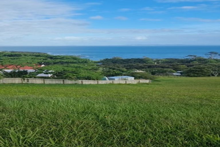 Photo of property in 13 Nancy Wake Place, Cable Bay, 0420