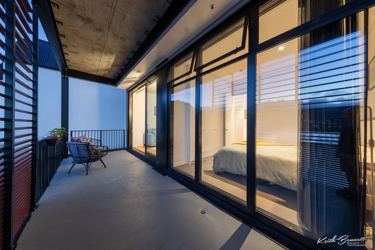 Photo of property in 201/11 Jean Caldwell Way, Island Bay, 6023