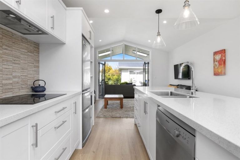 Photo of property in 60 Kings Avenue, Matua, Tauranga, 3110