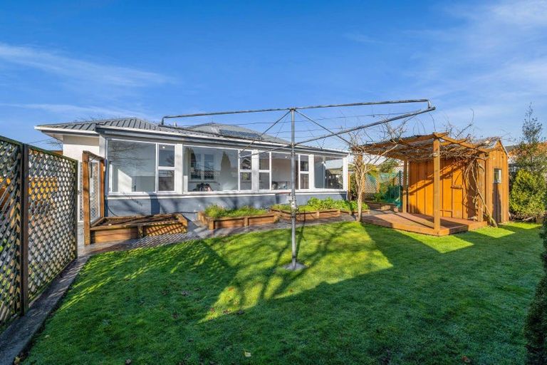 Photo of property in 12 Craig Street, Stratford, 4332
