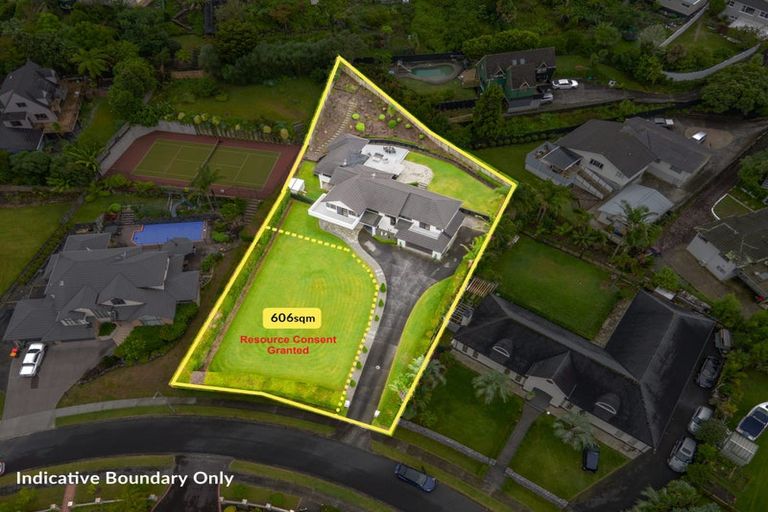 Photo of property in 9 Chisbury Terrace, Shelly Park, Auckland, 2014