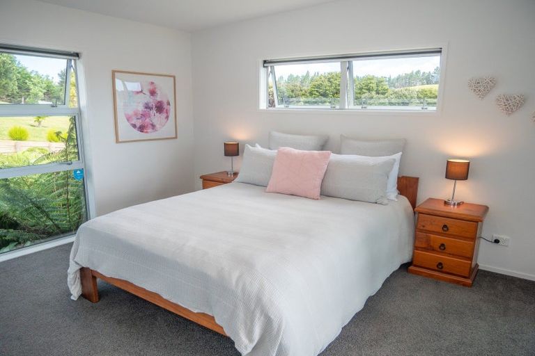 Photo of property in 34 Opoi Lane, Cable Bay, 0420