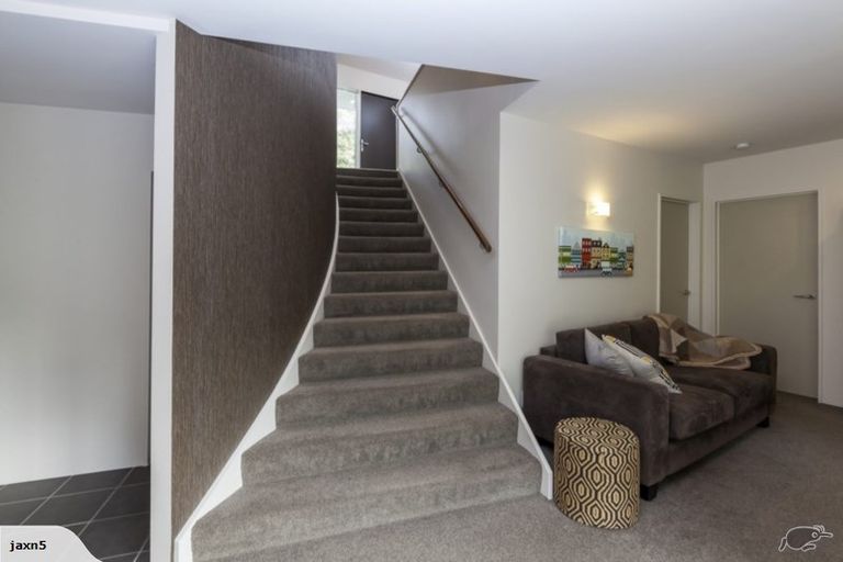 Photo of property in 17 Major Aitken Drive, Huntsbury, Christchurch, 8022