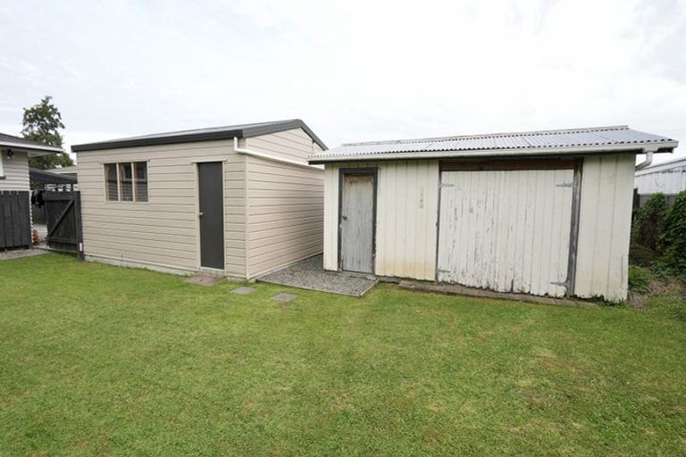 Photo of property in 28 Kaituna Street, Milson, Palmerston North, 4414