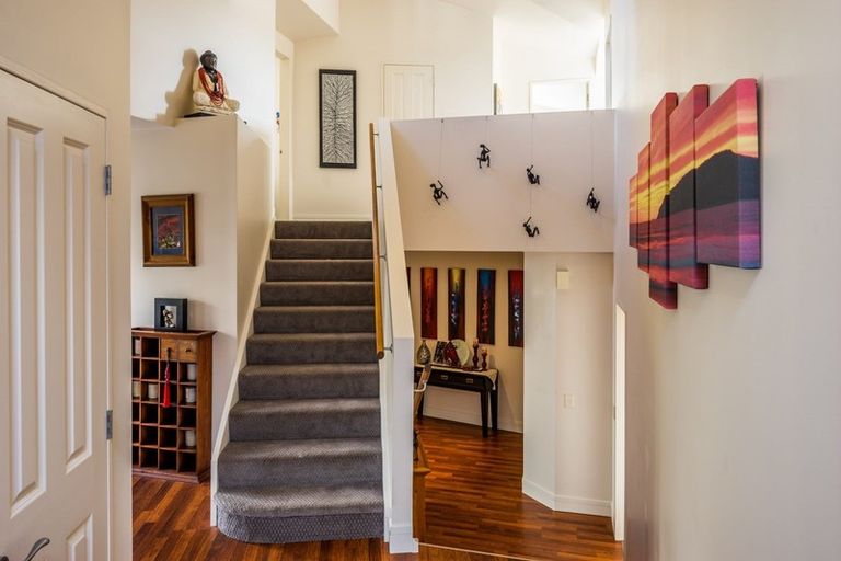 Photo of property in 9 Cromarty Place, Papakowhai, Porirua, 5024