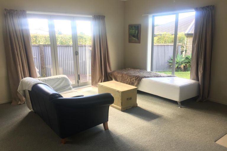 Photo of property in 4a Tuakau Road, Pukekohe, 2120