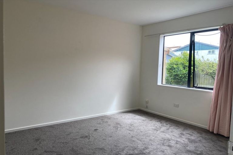 Photo of property in 2/4 Betwin Avenue, Sockburn, Christchurch, 8042