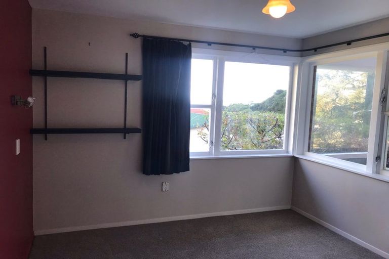 Photo of property in 62 Dowse Drive, Maungaraki, Lower Hutt, 5010