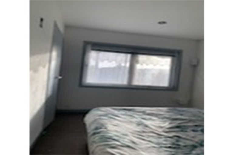 Photo of property in 3 Rogers Avenue, Eastern Beach, Auckland, 2012