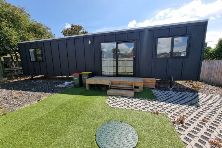 Photo of property in 51b Miro Street, New Lynn, Auckland, 0600