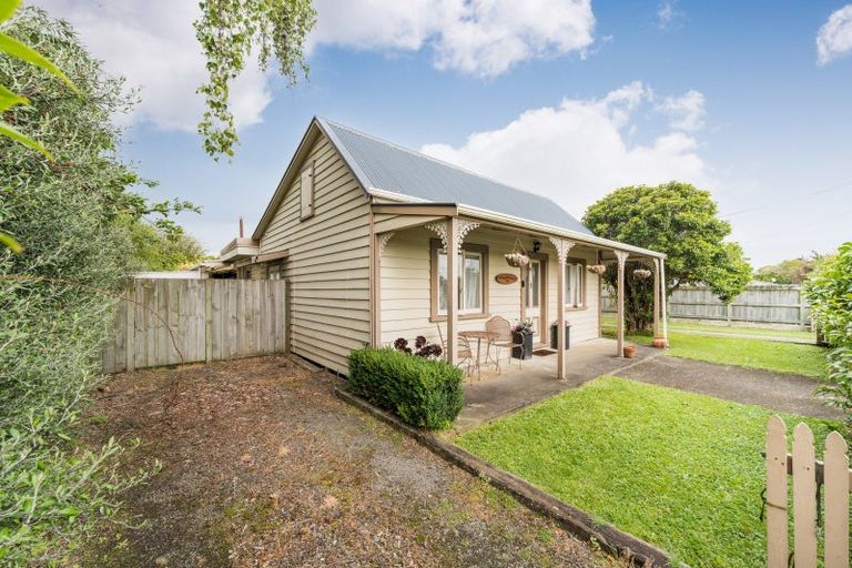 Photo of property in 76 Stanford Street South, Ashhurst, 4810