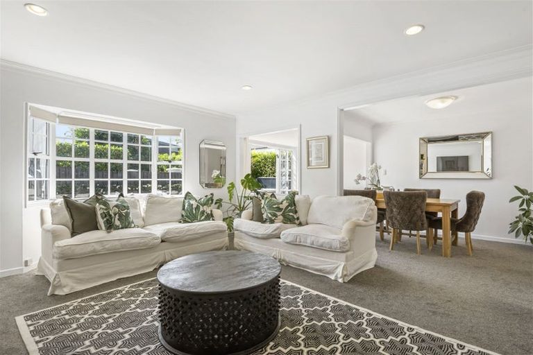 Photo of property in 7 Crown Lane, Remuera, Auckland, 1050