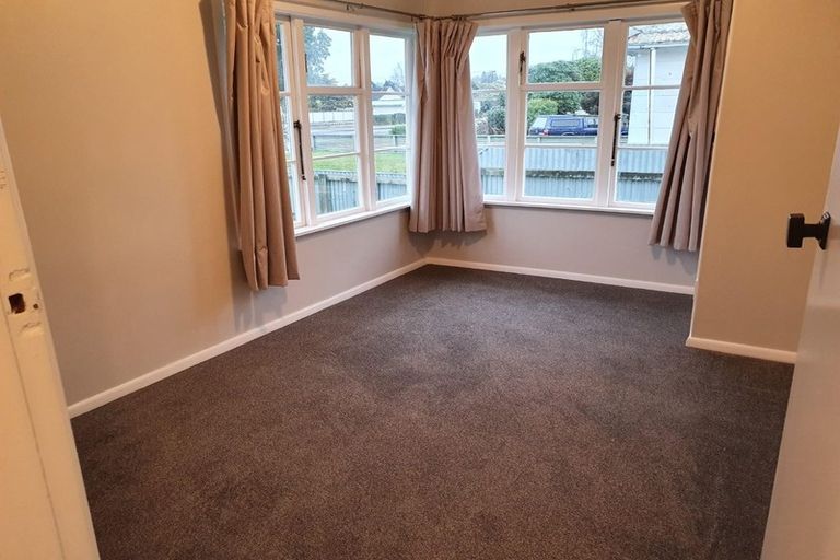 Photo of property in 10 Victor Street, Dannevirke, 4930