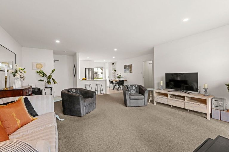 Photo of property in 2/55 Carlton Mill Road, Merivale, Christchurch, 8014