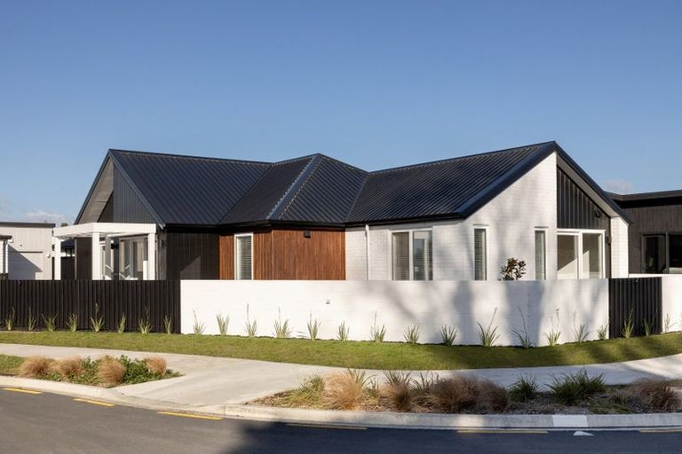 Photo of property in 2 Marata Lane, Te Puke, 3119