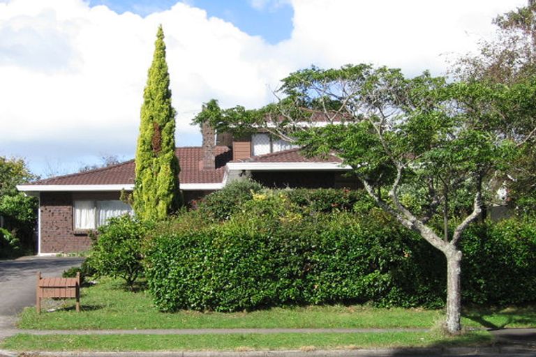 Photo of property in 190 Prince Regent Drive, Farm Cove, Auckland, 2012