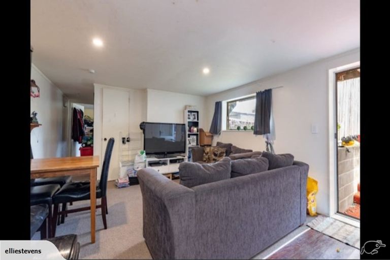 Photo of property in 72 Miro Street, Trentham, Upper Hutt, 5018