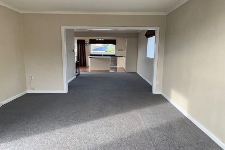 Photo of property in 39 Middlepark Road, Sockburn, Christchurch, 8042