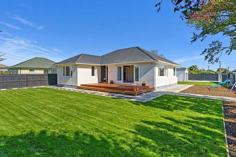 Photo of property in 122 Briggs Road, Shirley, Christchurch, 8052