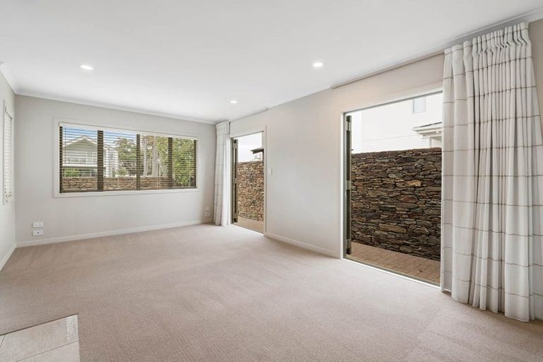 Photo of property in 71 Laurence Street, Manly, Whangaparaoa, 0930