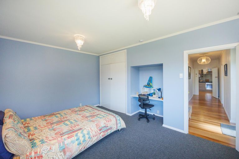 Photo of property in 7 Goodwyn Crescent, Hokowhitu, Palmerston North, 4410