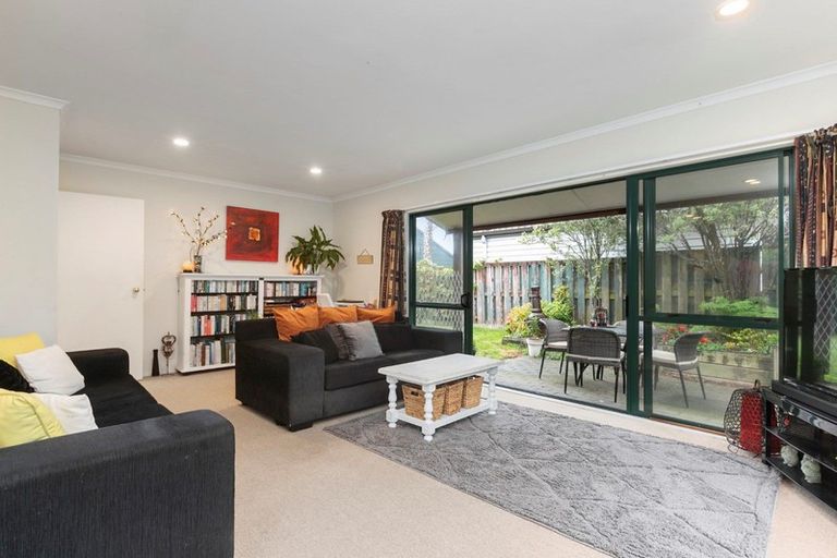 Photo of property in 77b Dickson Road, Papamoa Beach, Papamoa, 3118