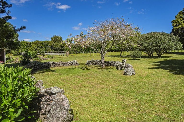 Photo of property in 8 Old Loop Road, Ngararatunua, Whangarei, 0176