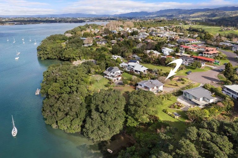 Photo of property in 22 Giles Way, Tanners Point, Katikati, 3177