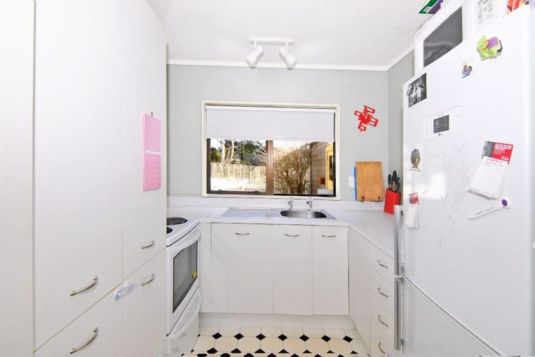 Photo of property in 60 Cunliffe Street, Churton Park, Wellington, 6037