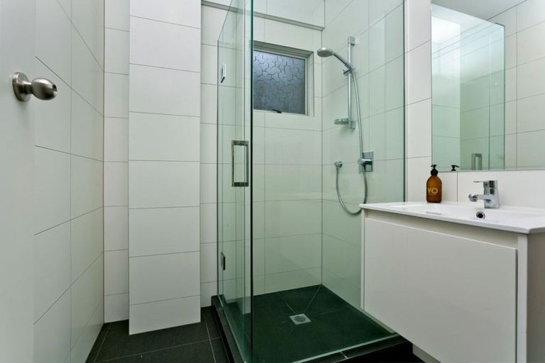 Photo of property in 79 Hadfield Street, Beach Haven, Auckland, 0626