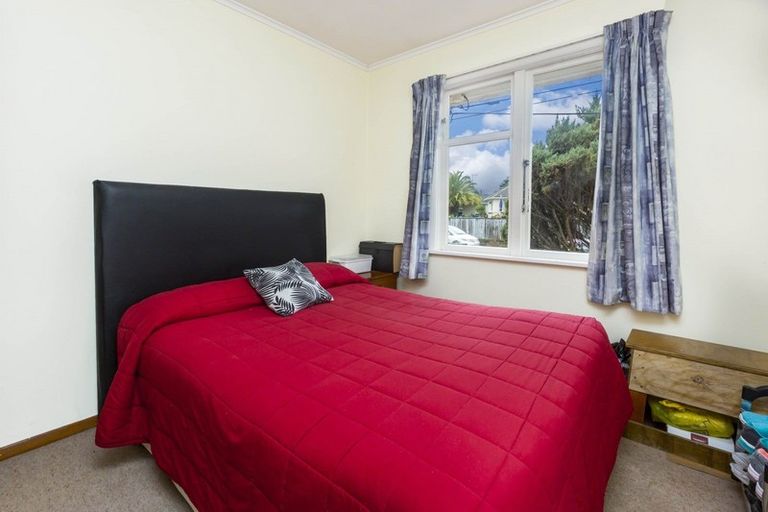 Photo of property in 53 Totara Park Road, Clouston Park, Upper Hutt, 5018