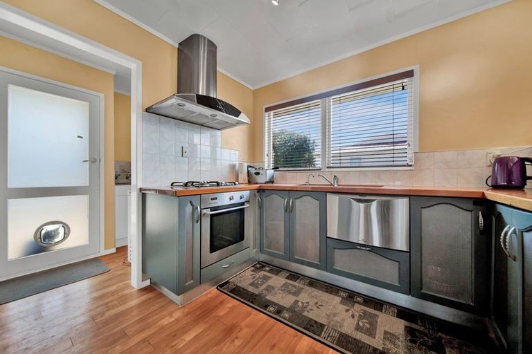 Photo of property in 7 Oleander Place, Bell Block, New Plymouth, 4312