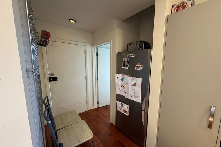 Photo of property in 111 Peverel Street, Riccarton, Christchurch, 8041