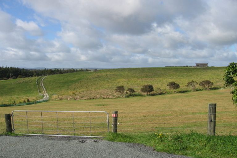 Photo of property in 249 Barrier View Road, Mangawhai, 0573