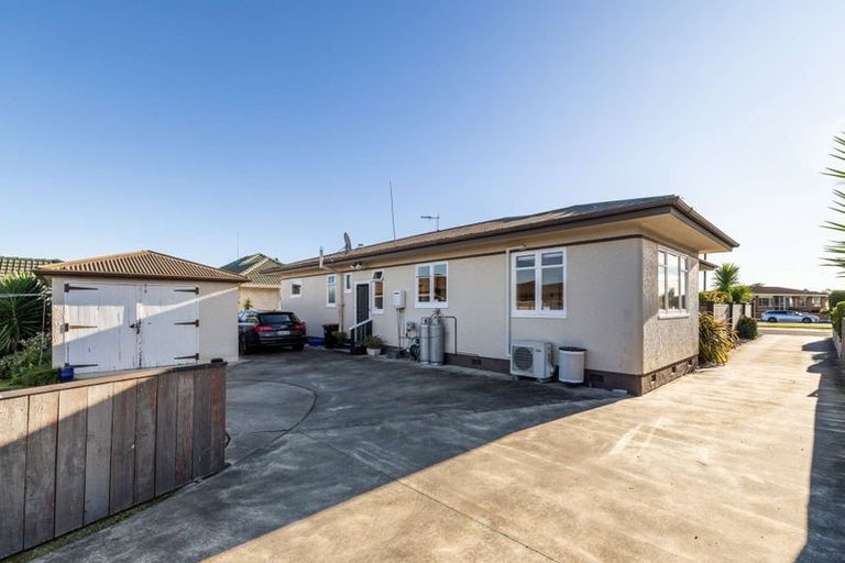 Photo of property in 236 Kennedy Road, Onekawa, Napier, 4110